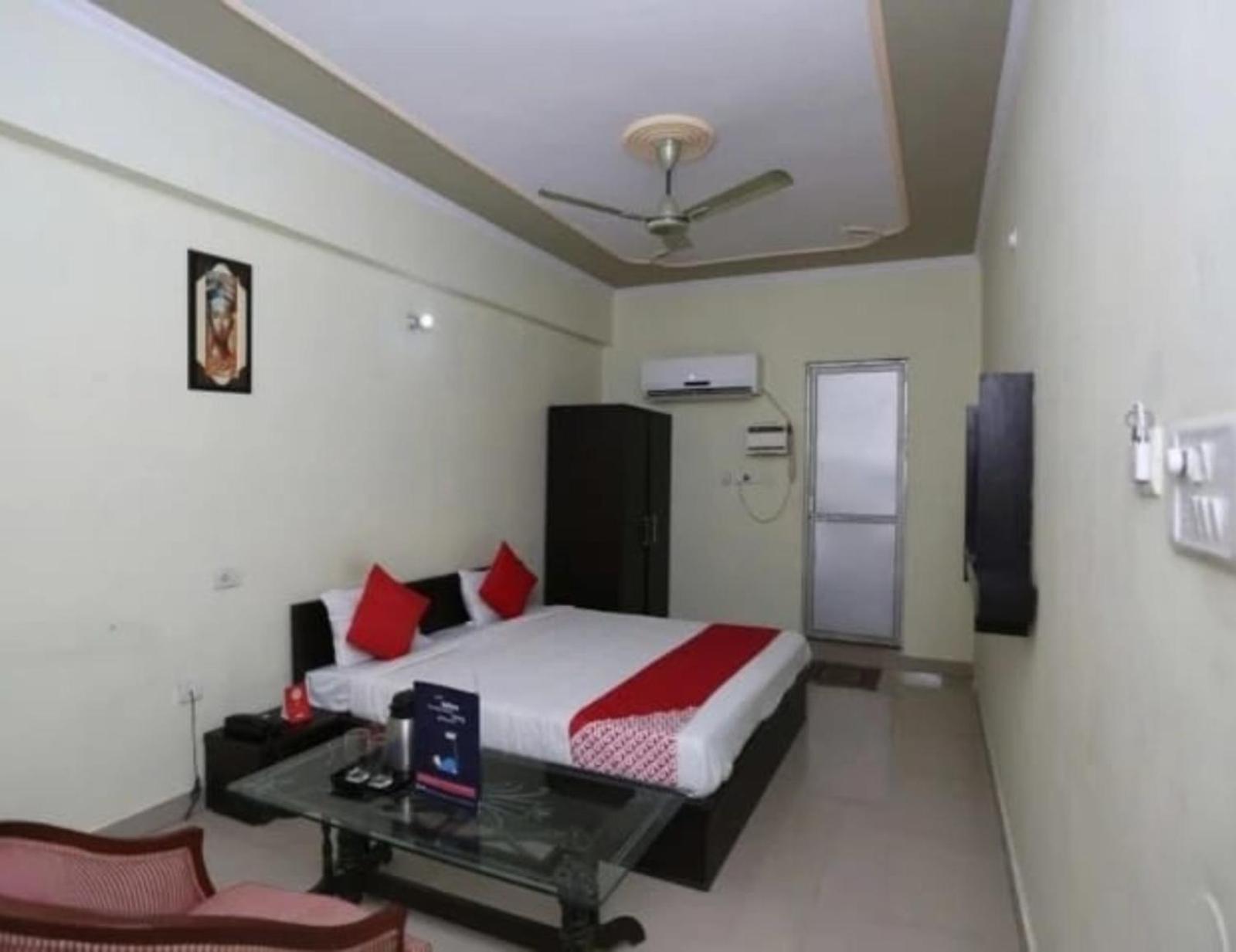 Hotel S K Palace Lucknow , Best Hotel In Lucknow , Hotel In Transport Nagar Lucknow ,Budget Hotels In Lucknow Luaran gambar